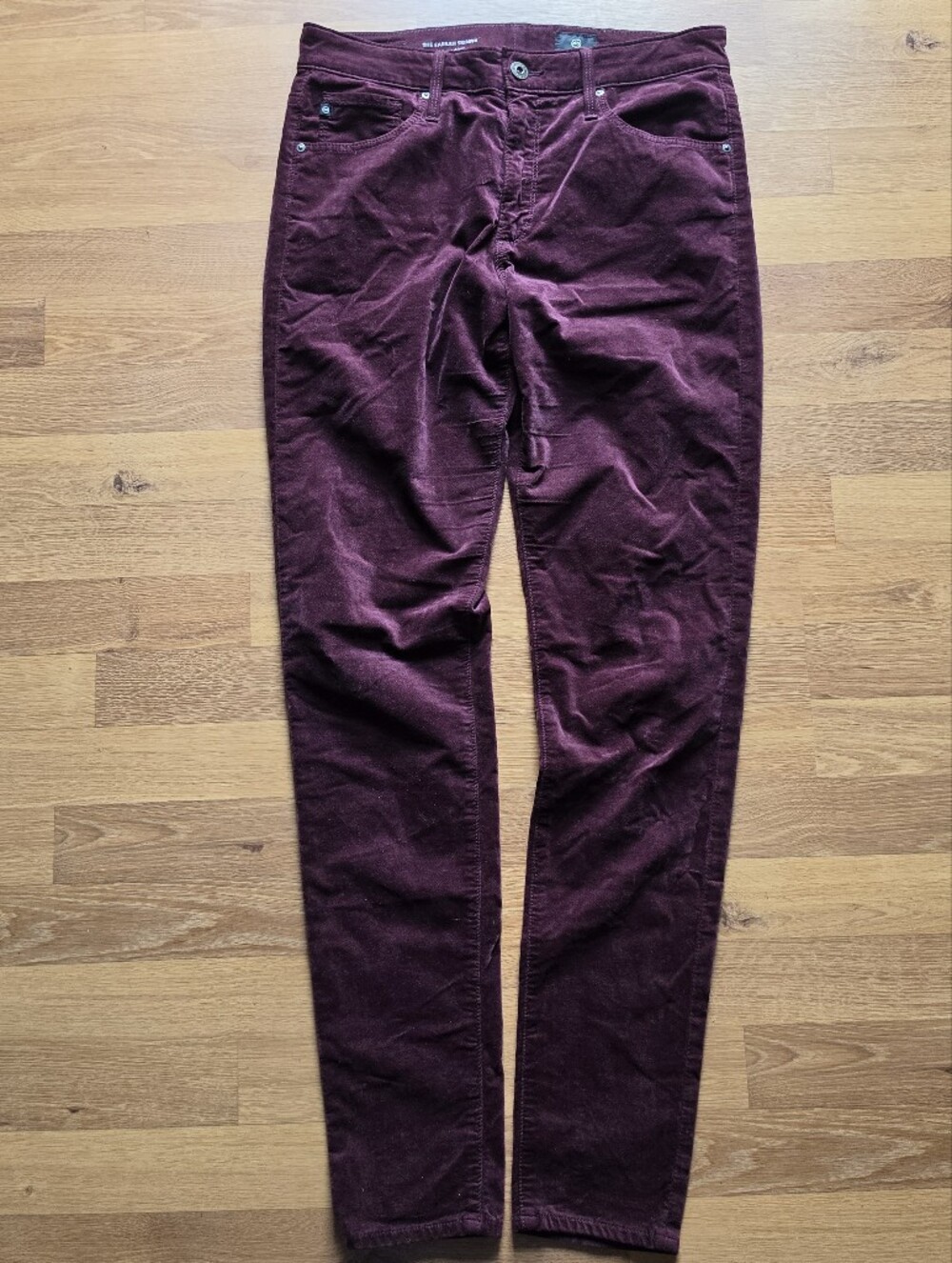 Wonen's AG Farrah Skinny Corduroy Pants in burgundy/maroon Size 29R